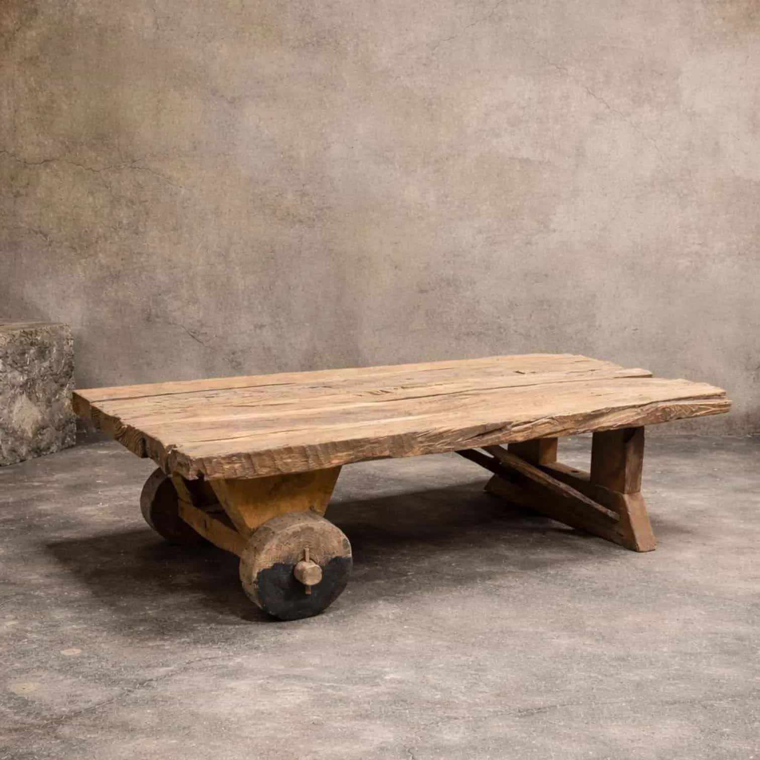 Couchtisch Nomad mit Rollen | Teakholz