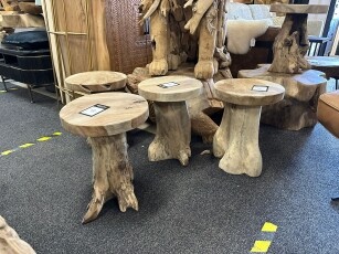 Mokana Furniture Schemel Roots