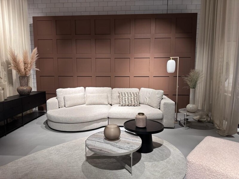 Modernes Sofa Moni organisches Design