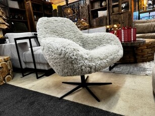 Moderne fauteuil Hugo stof op draaivoet.