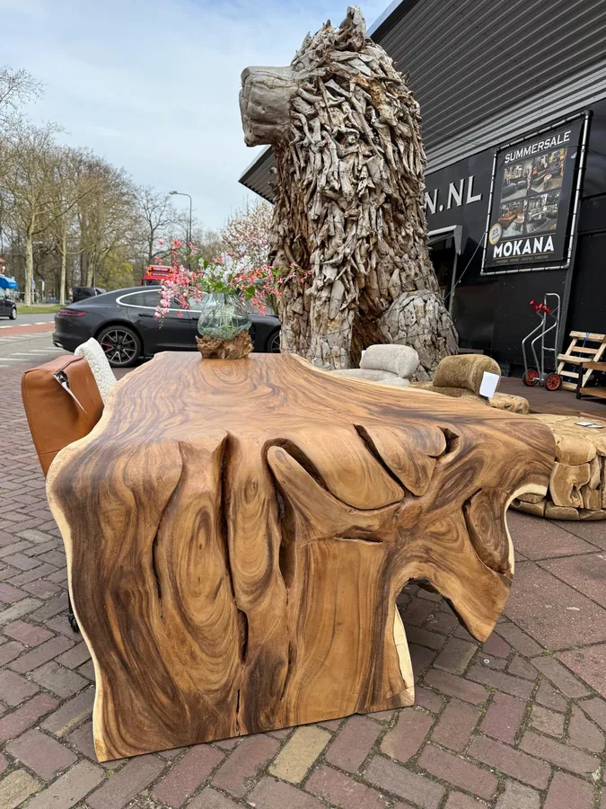 Impression aus dem Mokana Möbelhaus in Enschede